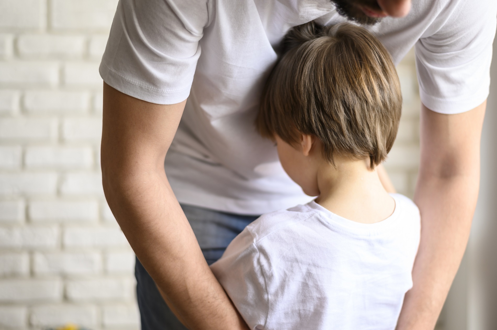 Who gets the children custody in a divorce?